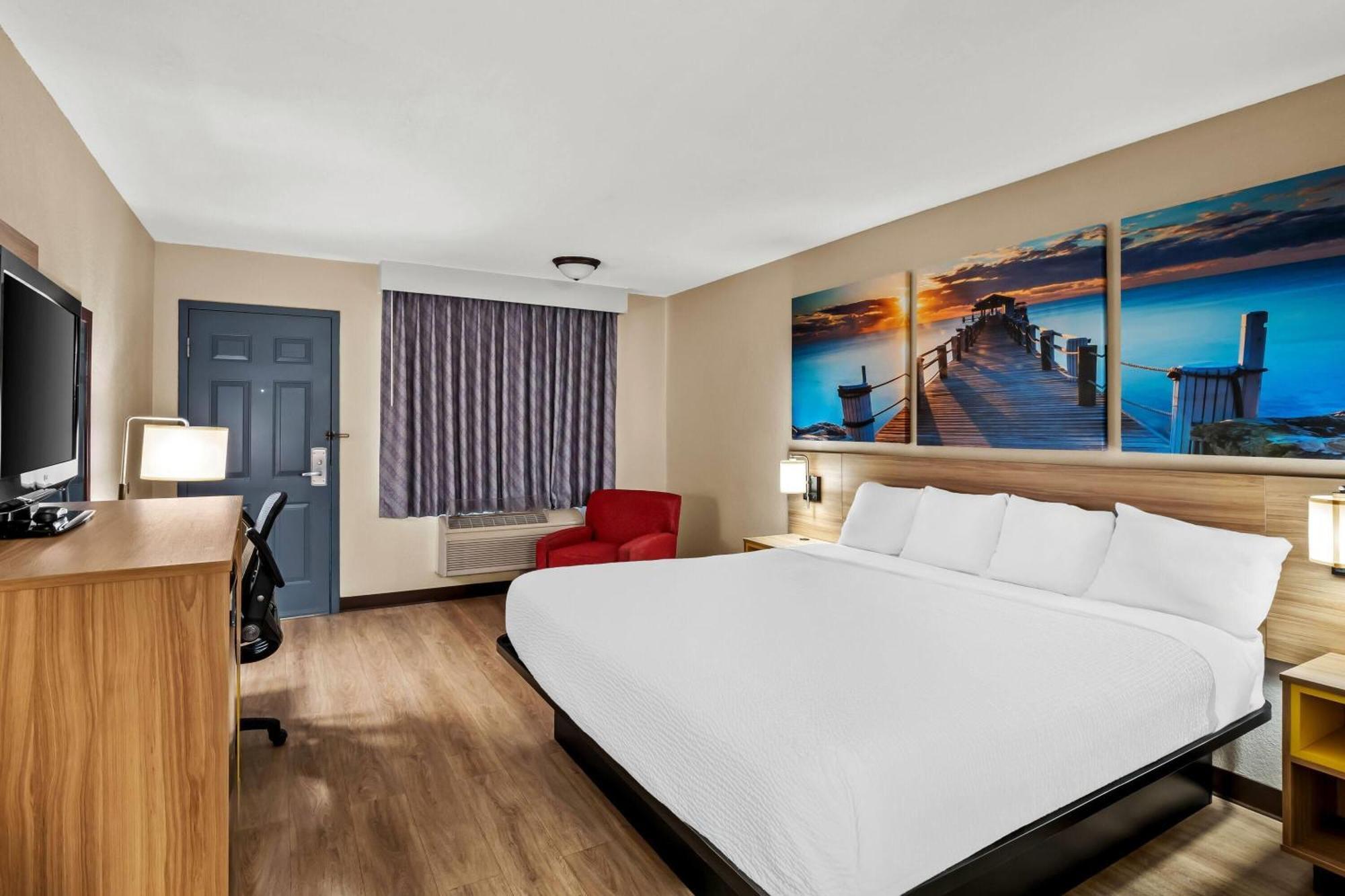 Hotel Days By Wyndham Whitmore Near Ann Arbor And Brighton 2*